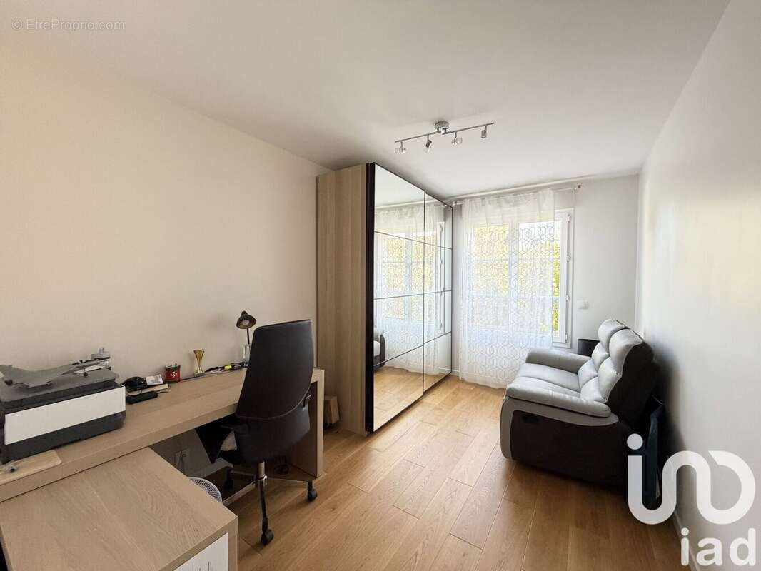 Photo 8 - Appartement à MAROLLES-EN-HUREPOIX