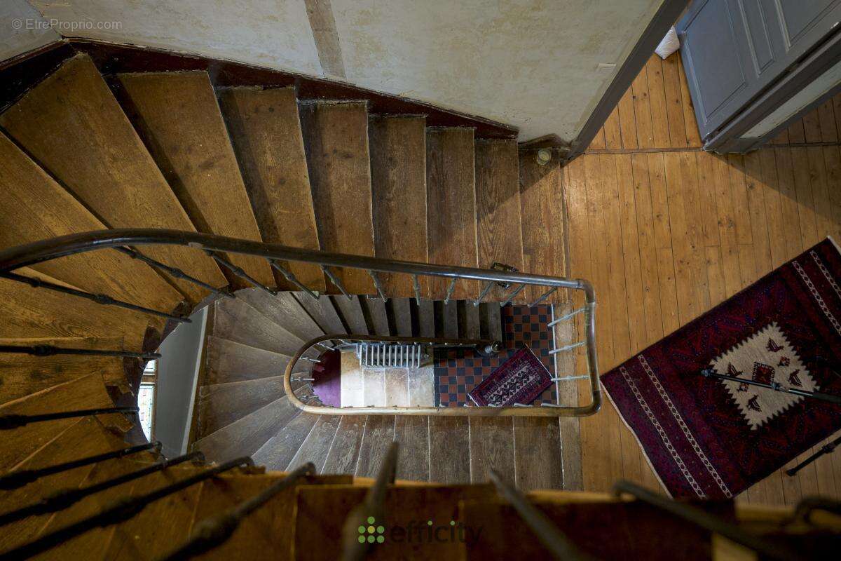 Maison à SAINT-HONORE-LES-BAINS