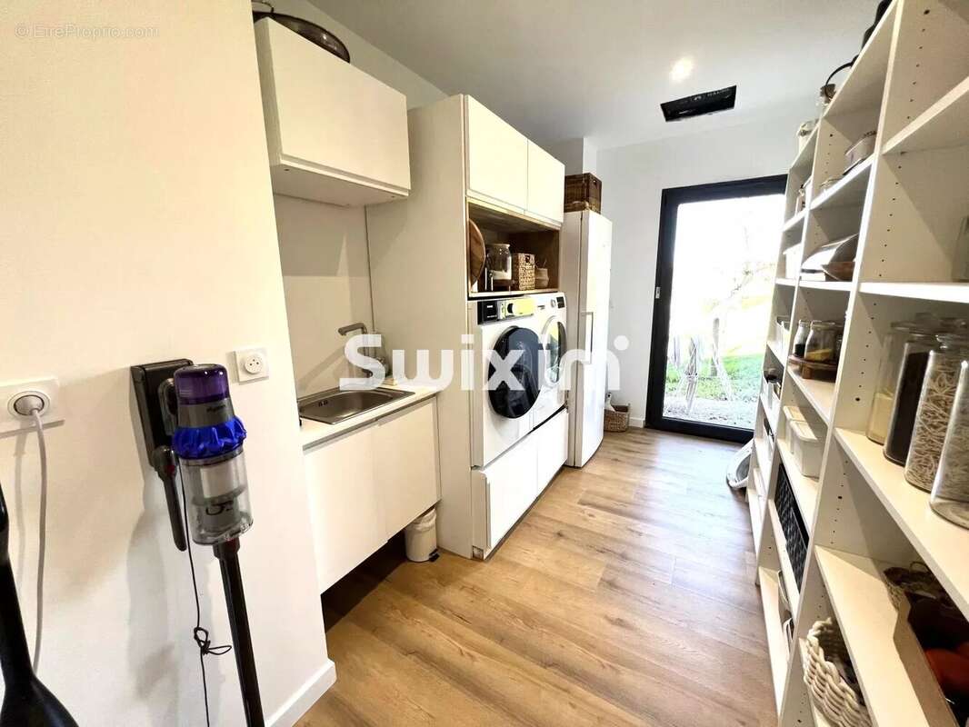 Maison à LONS-LE-SAUNIER