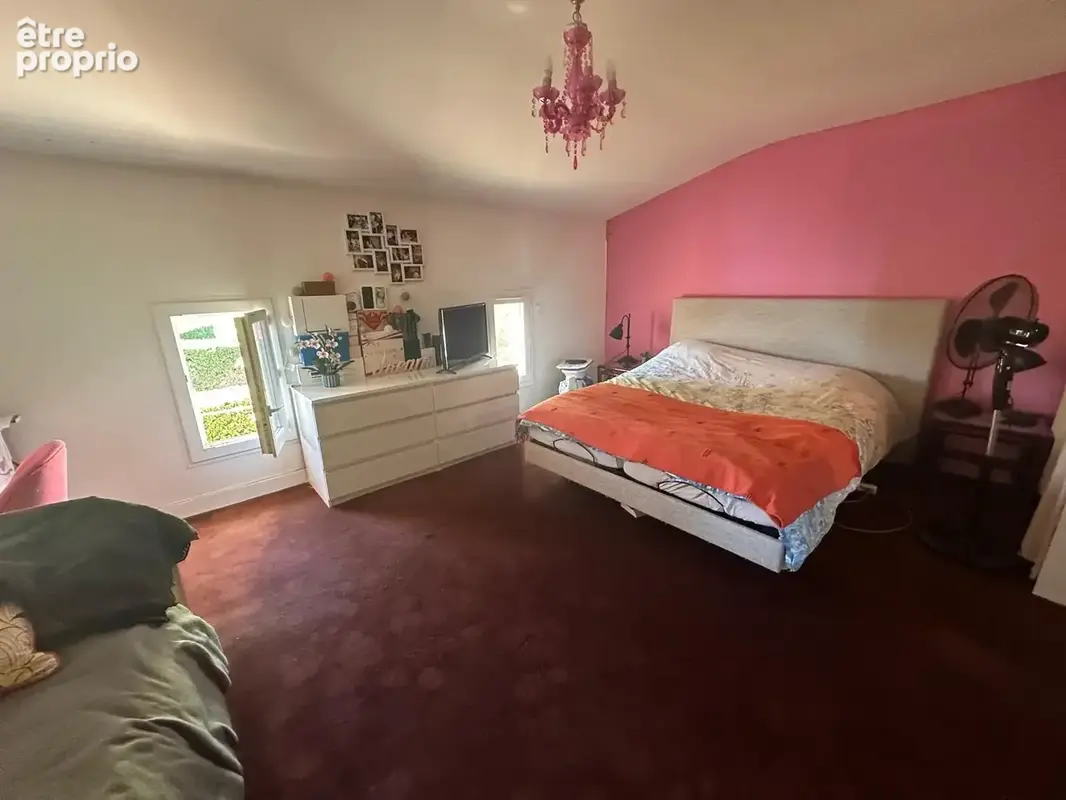 Maison 6 pièces 197 m² à vendre à Lalande-De-Pomerol (33500) - photo 7