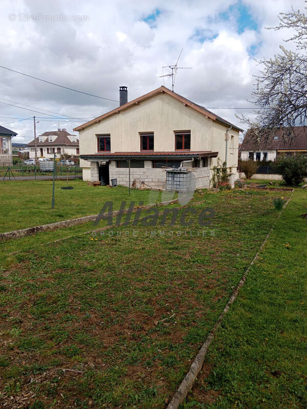 Maison à LUXEUIL-LES-BAINS