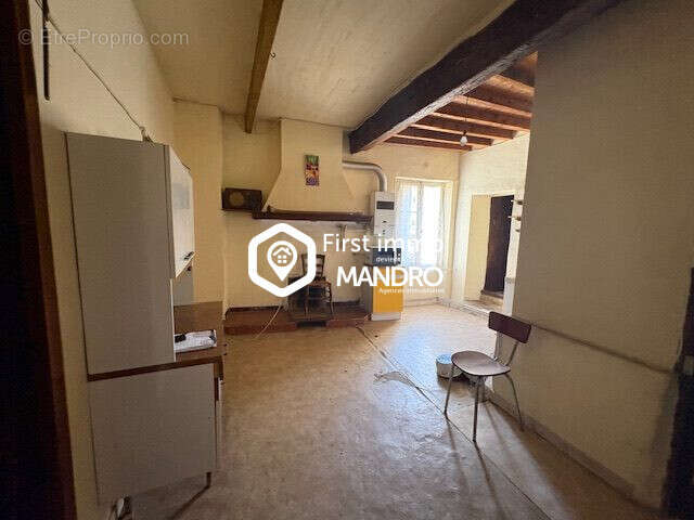 Maison à ESTAGEL