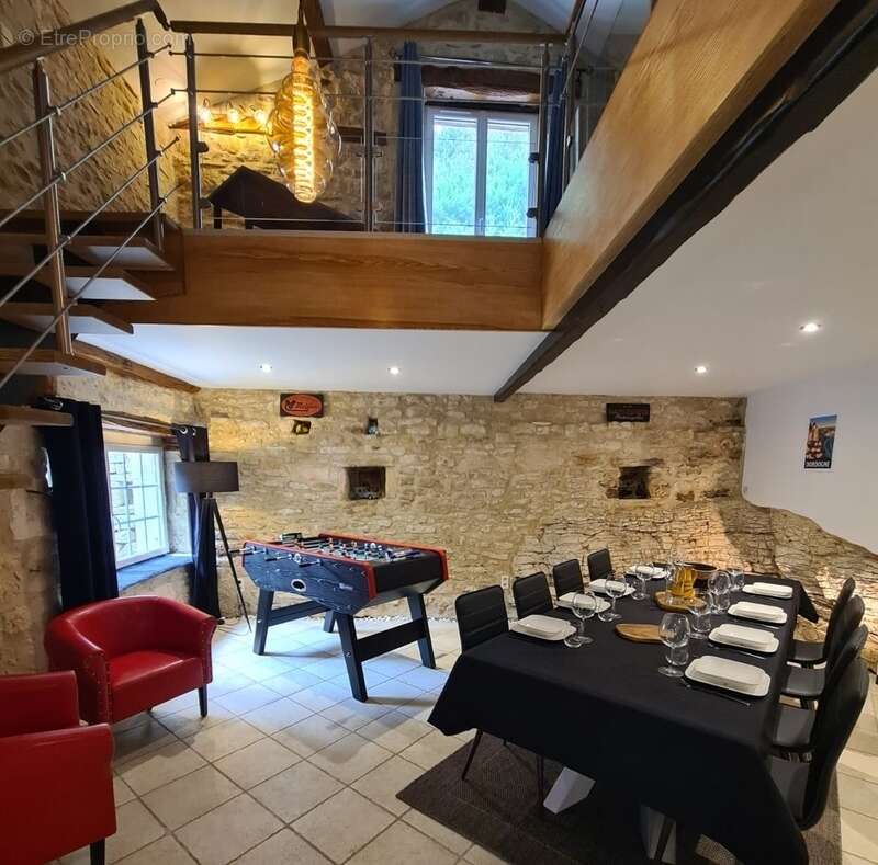 Ensemble en pierre totalemernt rénové 220m² - 12 couchages - activité gîte immédiate - Périgord Noir - photo 3