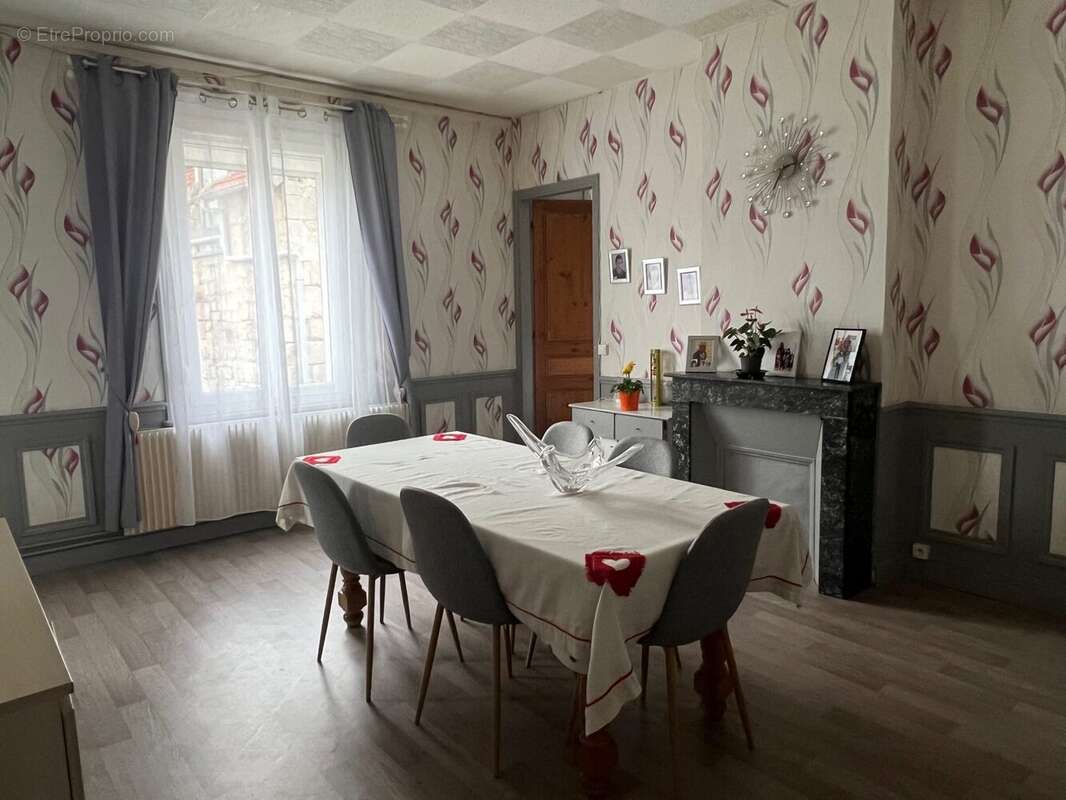 Maison à TROSLY-LOIRE