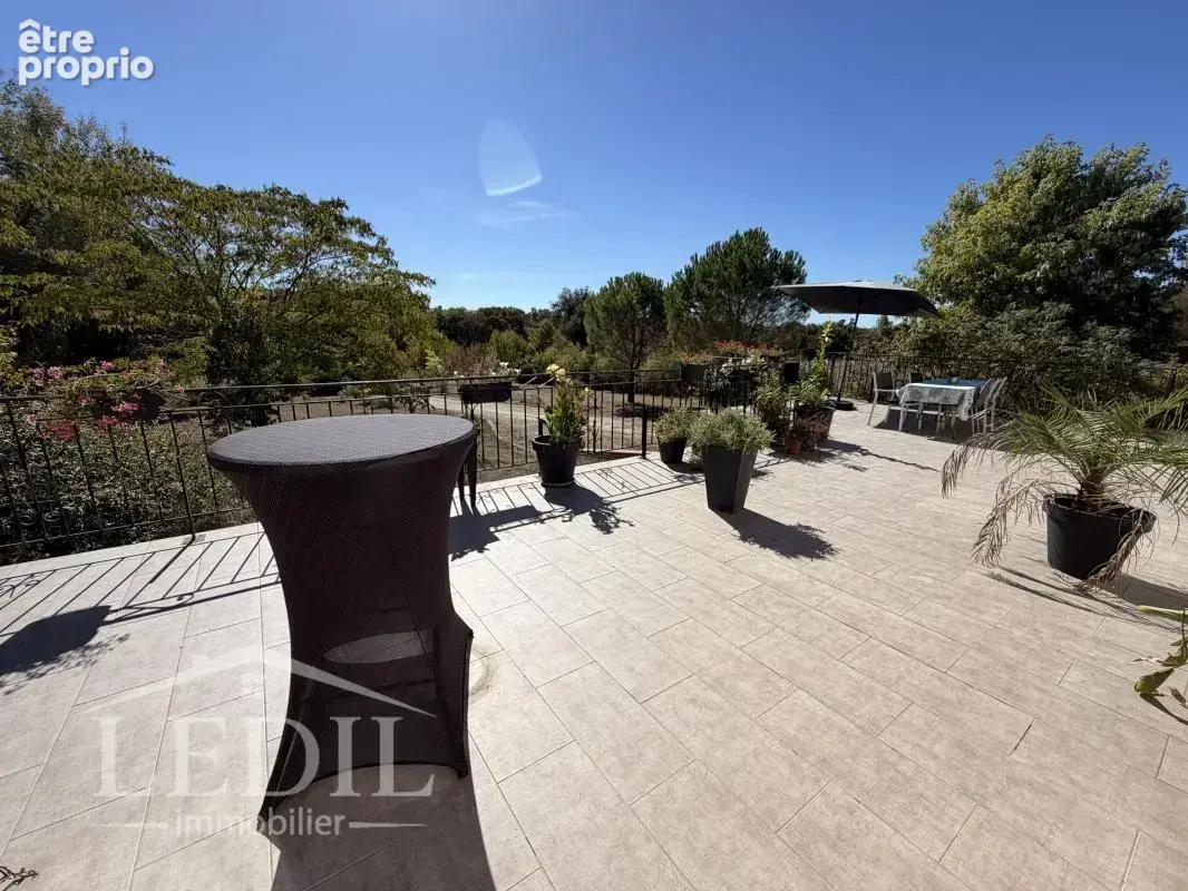 Belle maison de campagne avec piscine et parc - photo 5