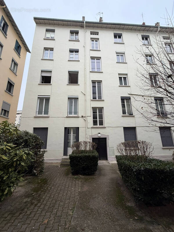 Appartement à LYON-3E
