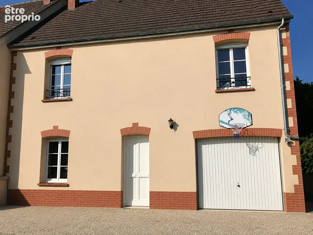 Maison à SAINTE-GENEVIEVE