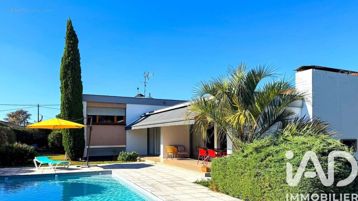 Photo 1 - Maison à GRADIGNAN