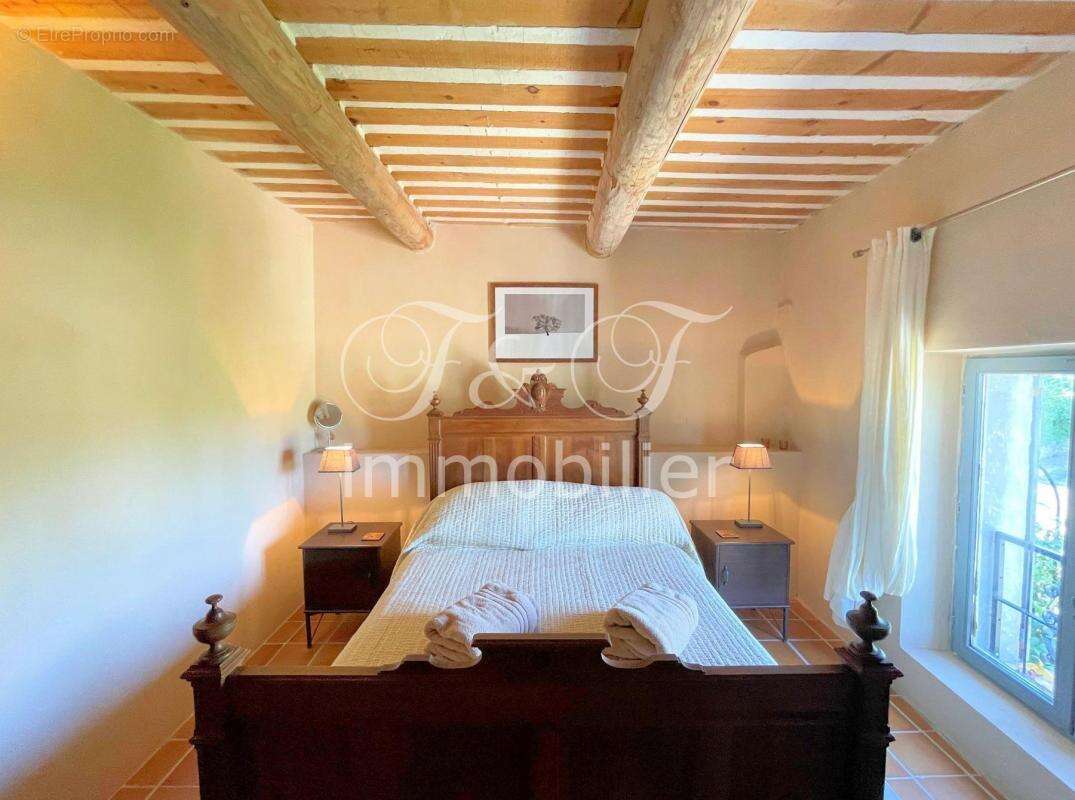 Maison à SAINT-MARTIN-DE-CASTILLON