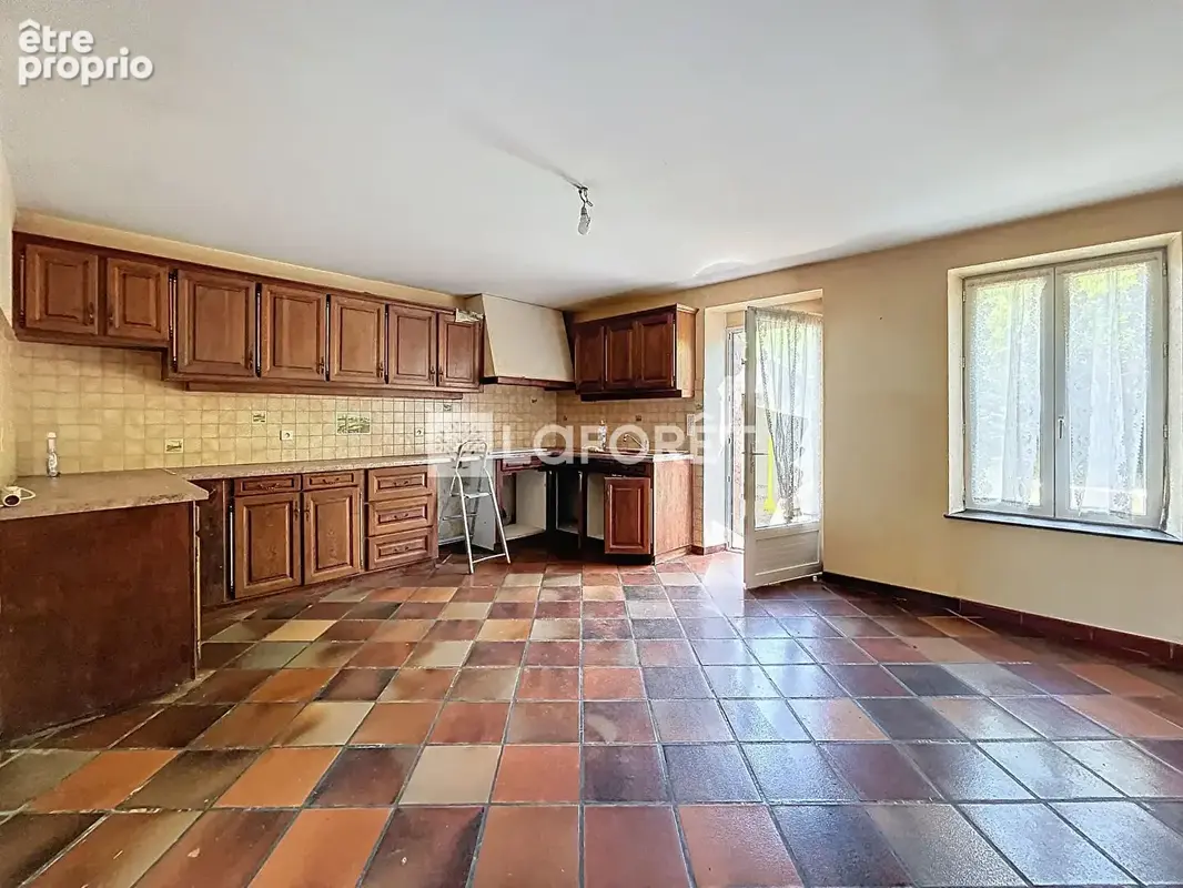 Idéal promoteur,10 minutes de Fronton, ferme avec piscine et dépendances !!!  4660 m² de terrain ! - photo 10