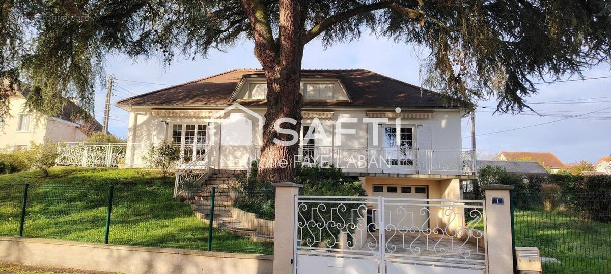 Photo 1 - Maison à CHATELLERAULT