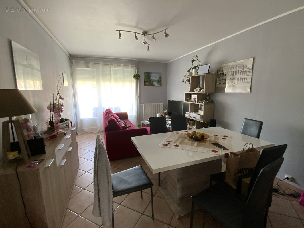 Appartement à SAINT-MARCEL