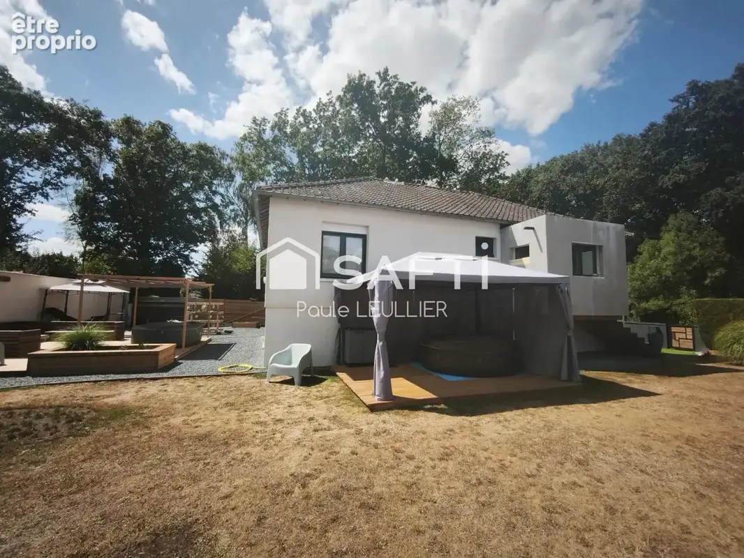 Photo 1 - Maison à LA SAUSSAYE