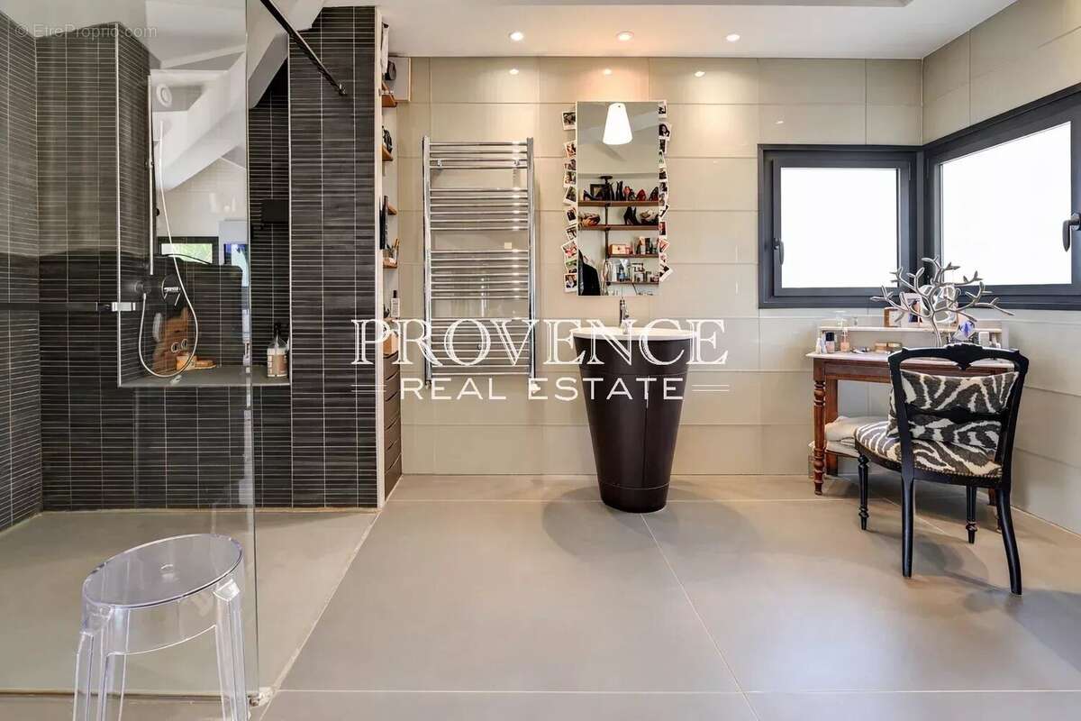 Maison à MARSEILLE-8E