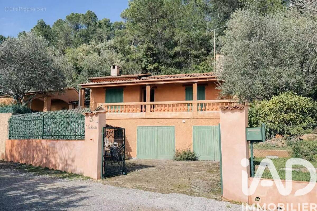 Photo 1 - Maison à LE LUC