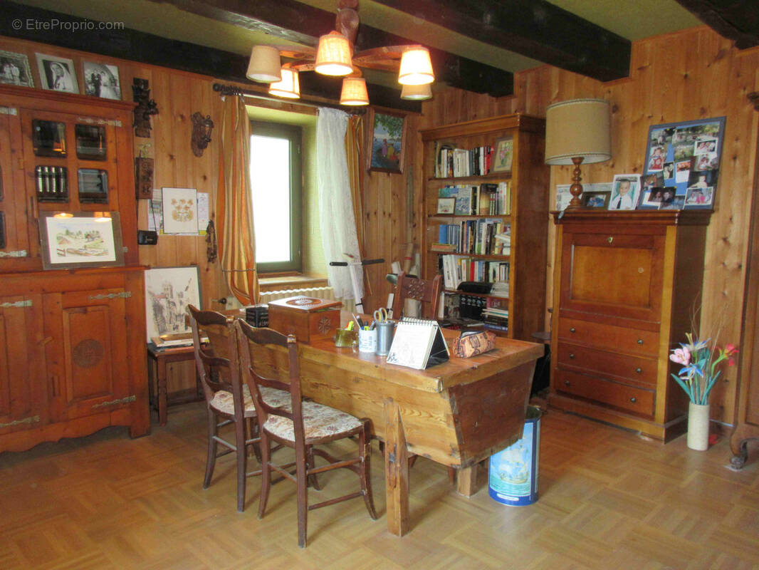 Maison à EYGLIERS