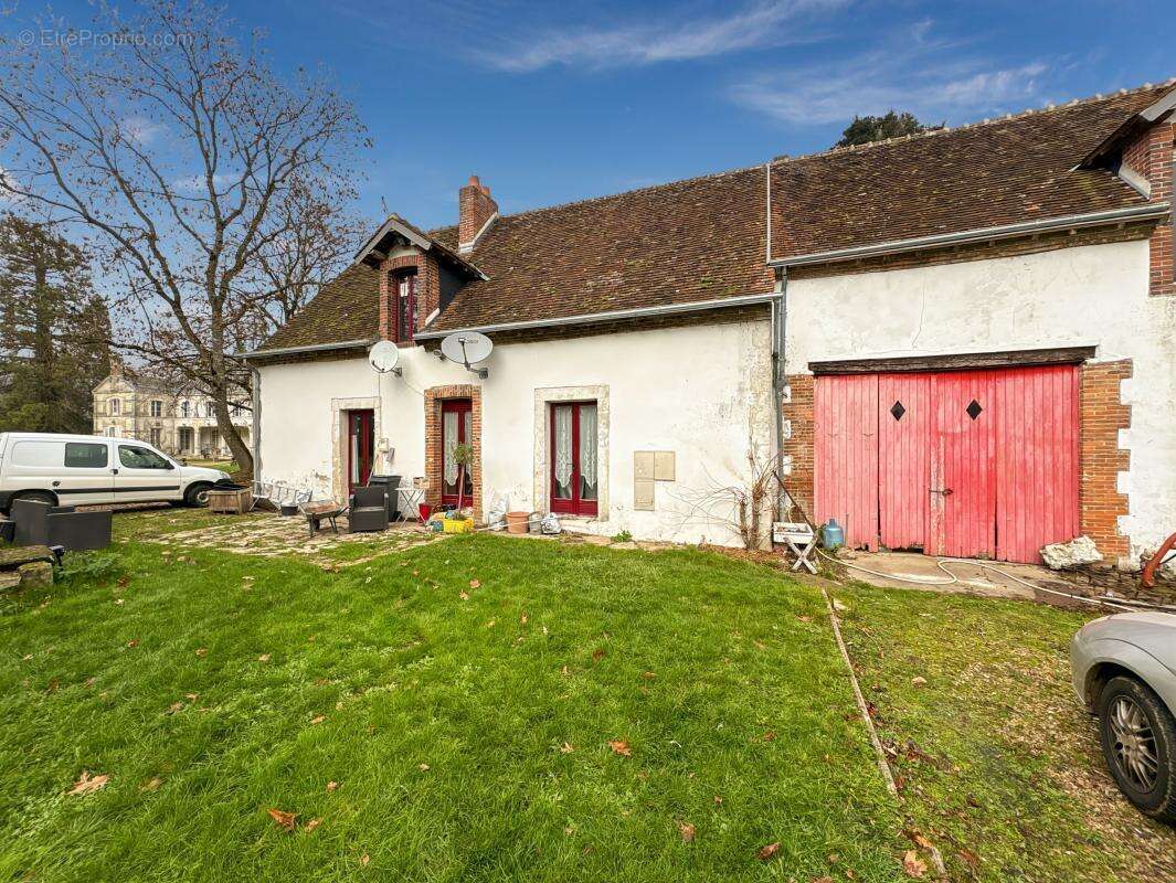 Maison à SAINT-JEAN-FROIDMENTEL