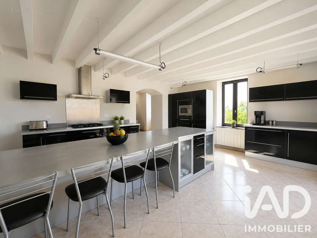 Maison 150 m² à Colombies  - photo 2