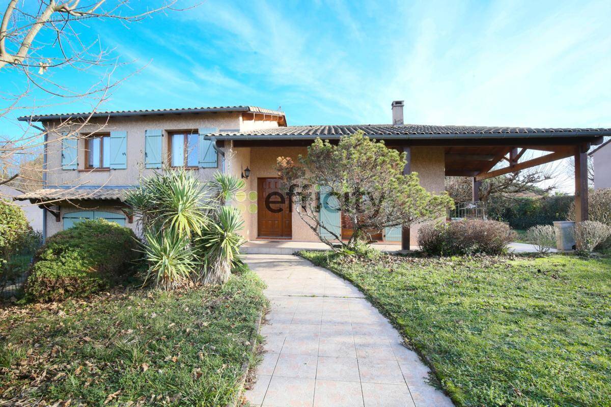 Maison à SAINTE-FOY-D'AIGREFEUILLE