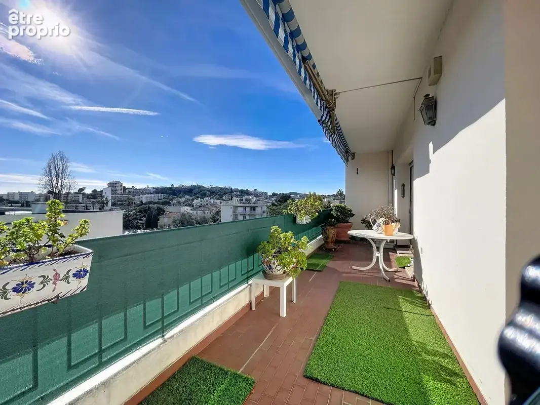 Co-exclusivité - Antibes - 3-4 pièces de 154m² dernier etg et grandes terrasses - Vue mer latéral - photo 9