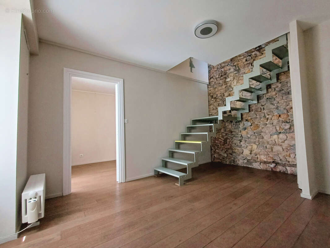 Appartement à AUBENAS