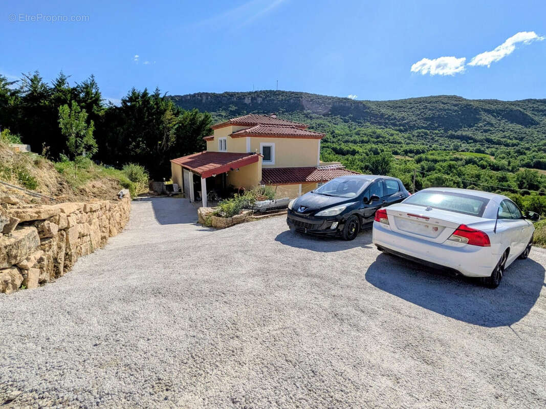 Maison 145 m² à Taussac-La-Billiere  - photo 2