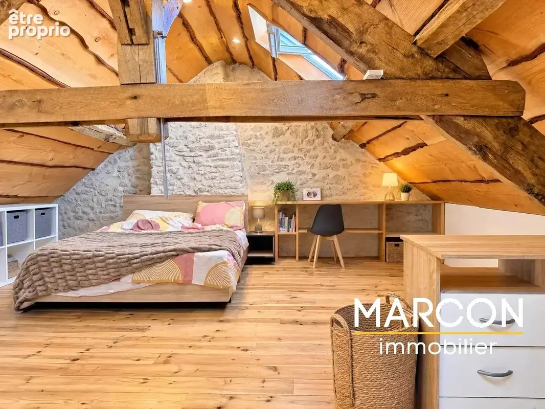 Ensemble immobilier de charme – secteur des trois lacs – maison rénovée, dépendances et studio indépendant - photo 13