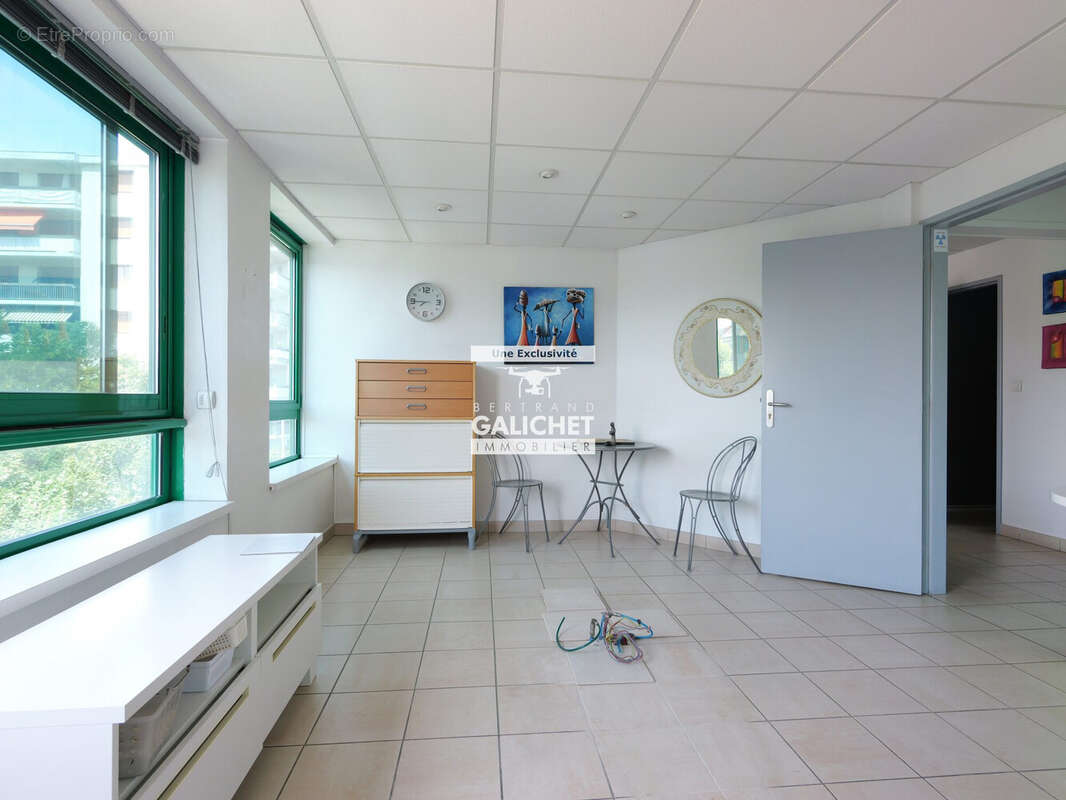 Commerce 62 m² à Gap  - photo 3