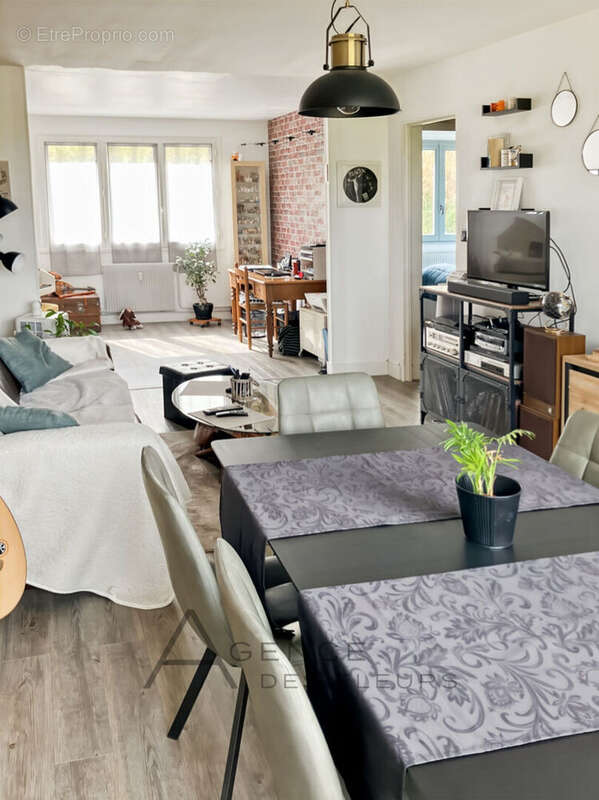 Appartement à MOULINEAUX