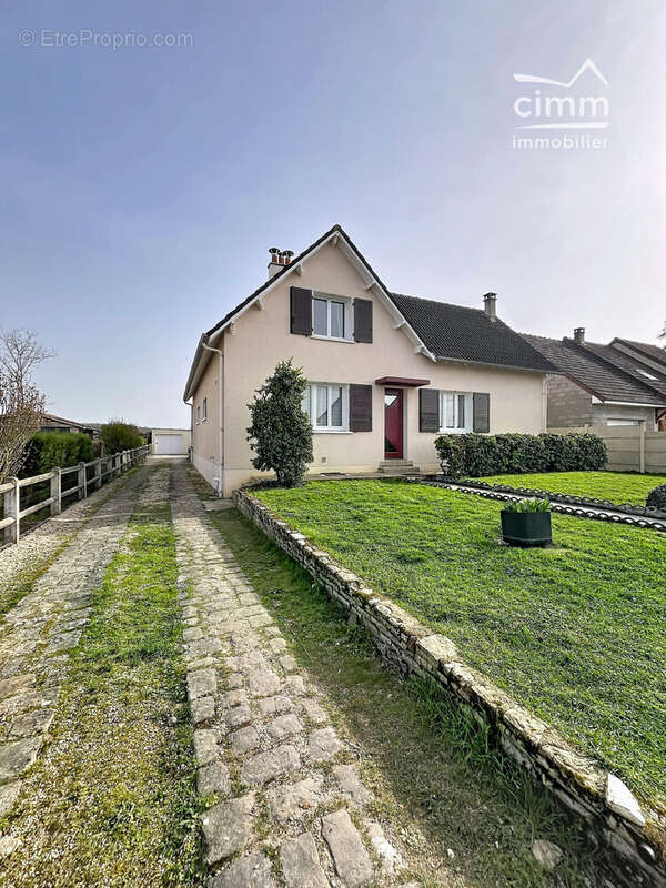 Maison 176 m² à Amilly  - photo 5