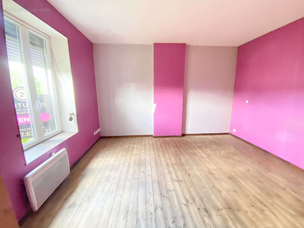 Maison à RECQUIGNIES