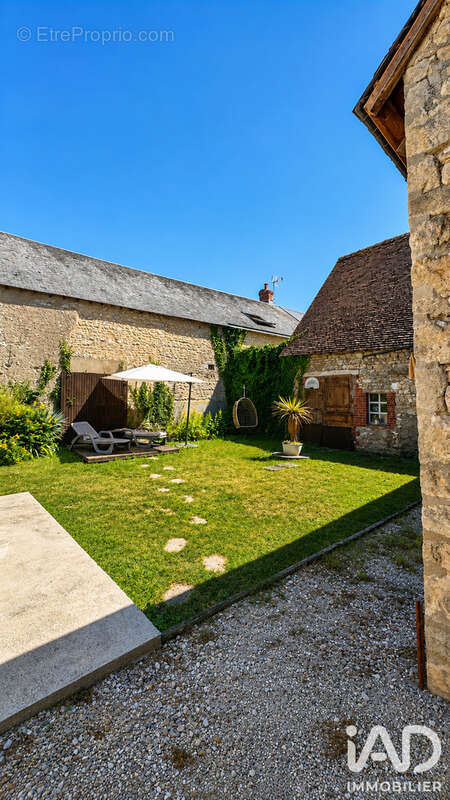 Maison 115 m² à Villermain  - photo 9