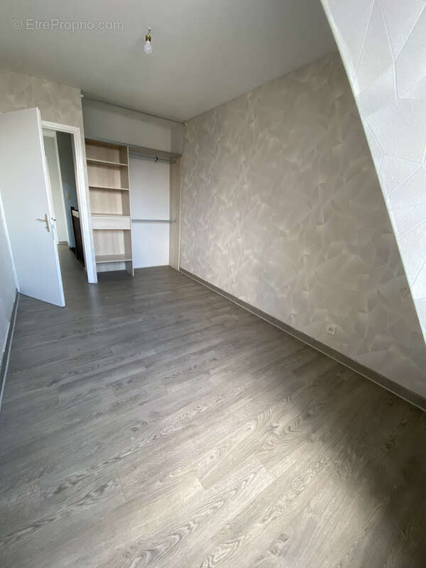 Beau duplex 6 pièces 105 m2   Loggia sud, garage & balcon   Onet-le-Château (La Baleine) - photo 24