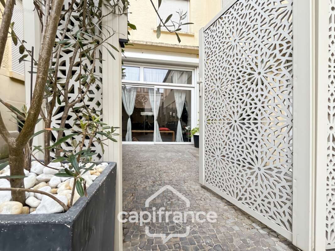 Appartement esprit maison – 164 m² – cour intérieure + box 1 voiture – rue Manessier – Nogent-sur-Marne - photo 14