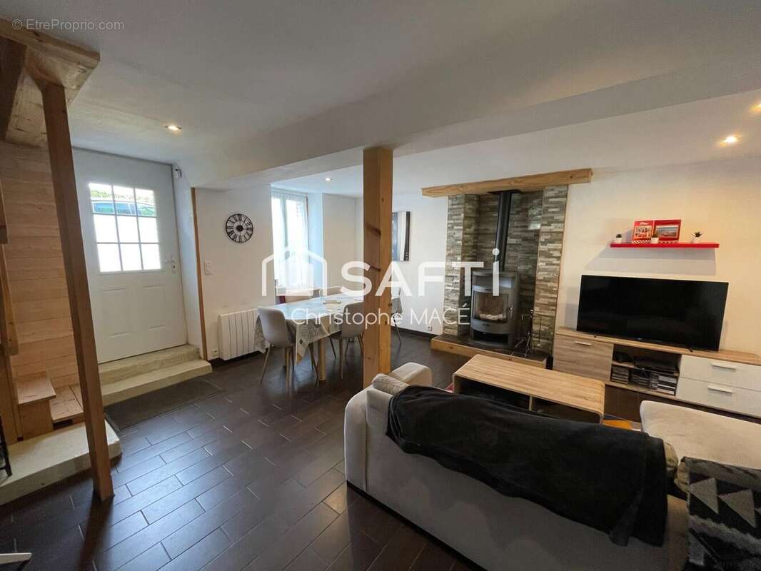 Photo 2 - Maison à MAYENNE