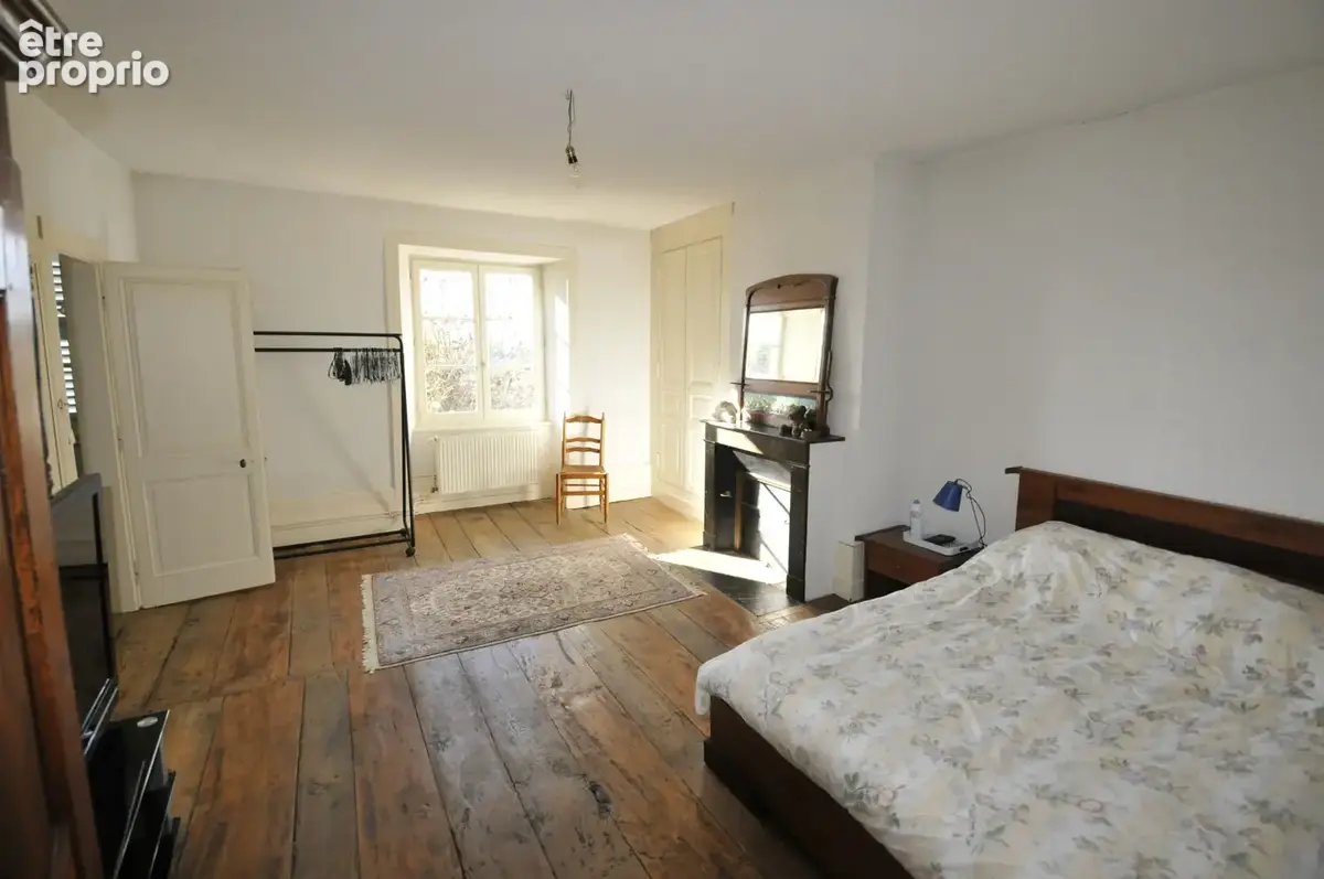 Maison de Maitre au coeur du Village de Pierre-Buffière - photo 23