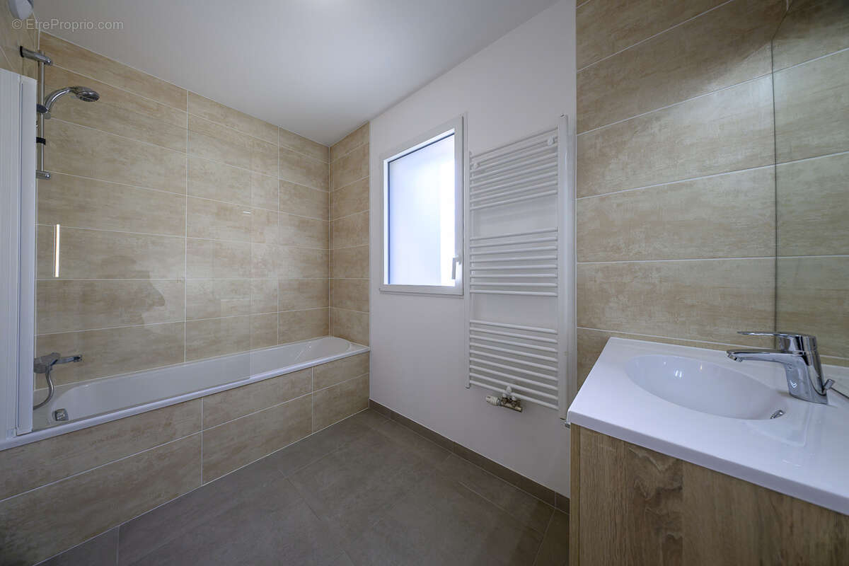 Appartement à DIVONNE-LES-BAINS