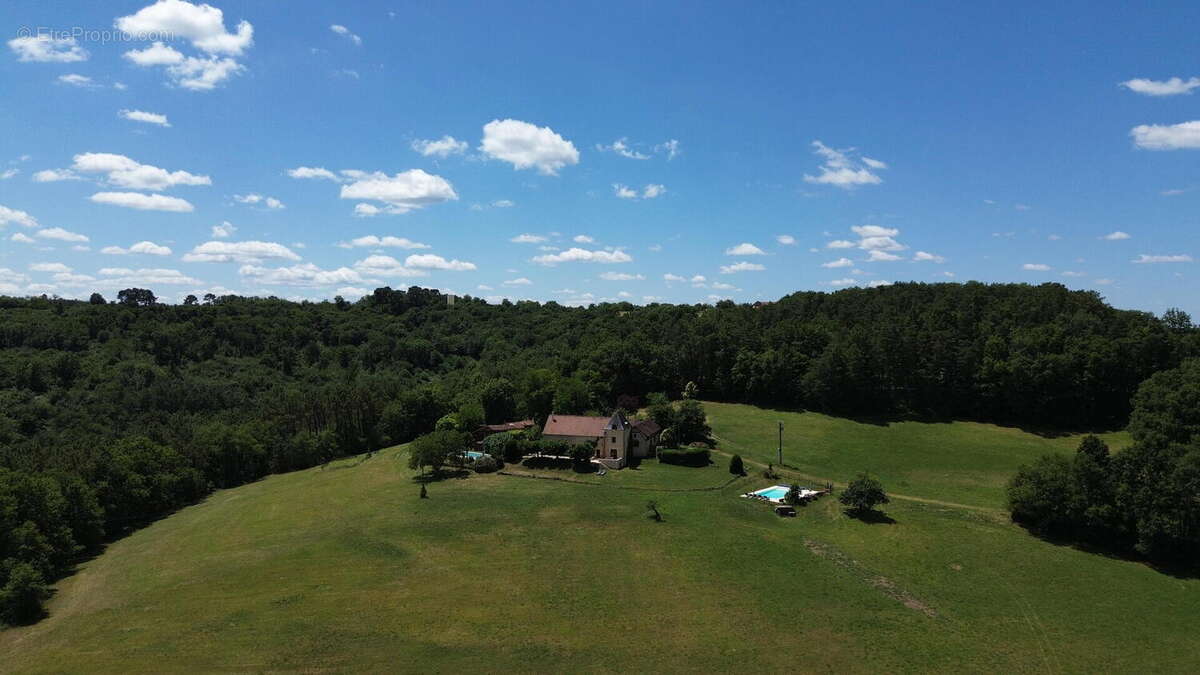 Vue panoramique et nature préservée – Domaine sur 20 hectares - photo 6