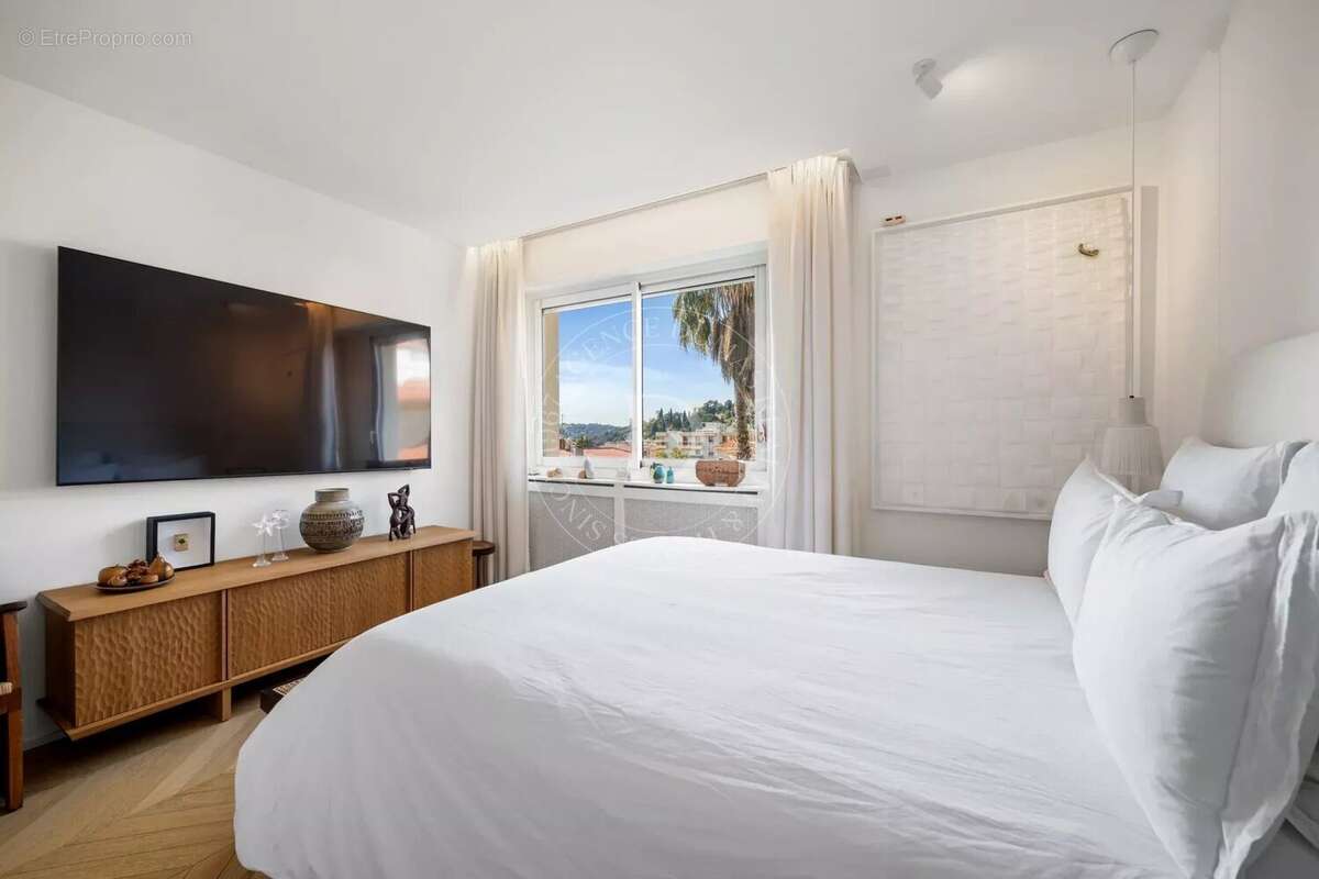 Appartement à BEAULIEU-SUR-MER