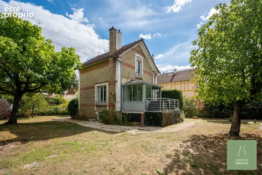 Maison 5 pièces 80 m² à vendre à Le Vesinet (78110) - photo 2