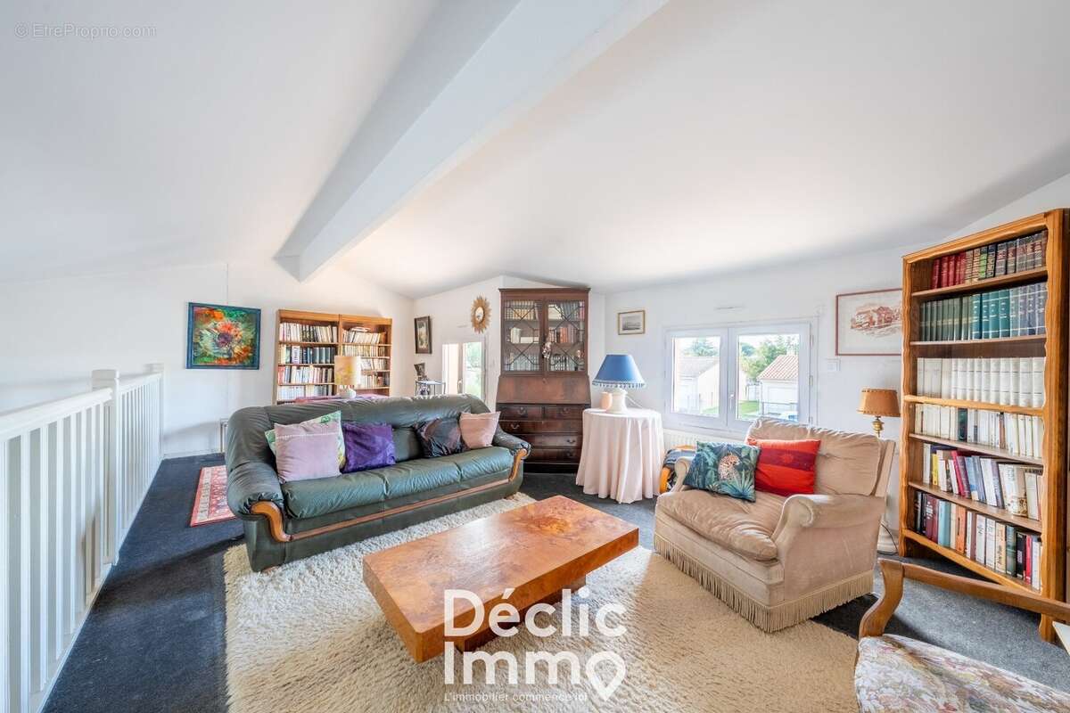 Maison à VILLENAVE-D&#039;ORNON