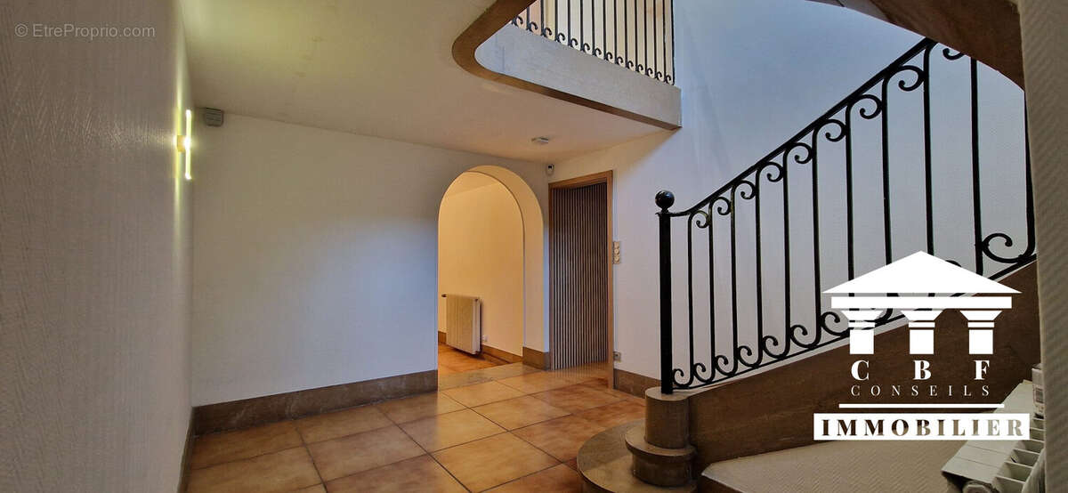 Maison 279 m² à Chalon-Sur-Saone  - photo 3