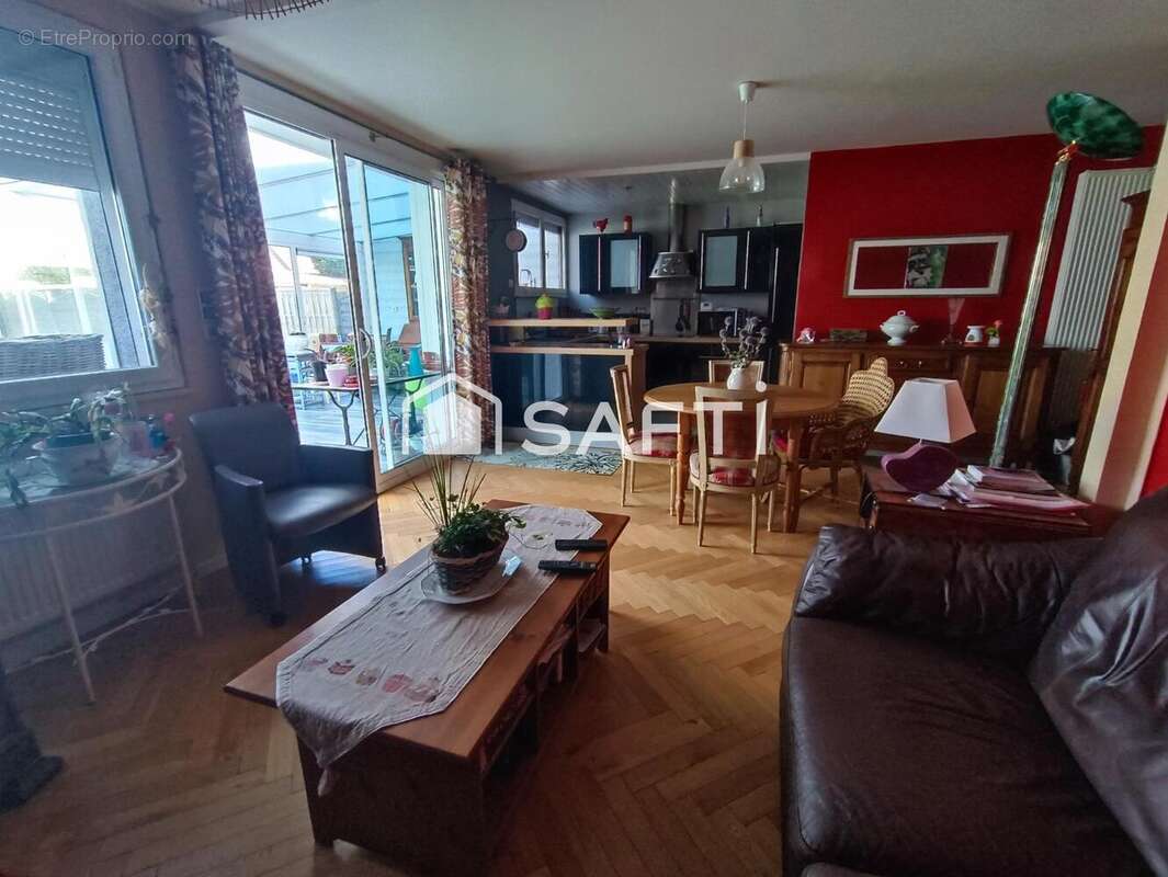 Photo 3 - Maison à SAINT-MARTIN-BOULOGNE