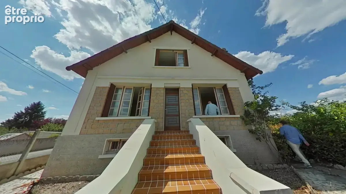Photo Maison à La Guerche-Sur-L'aubois au prix de 97 200€