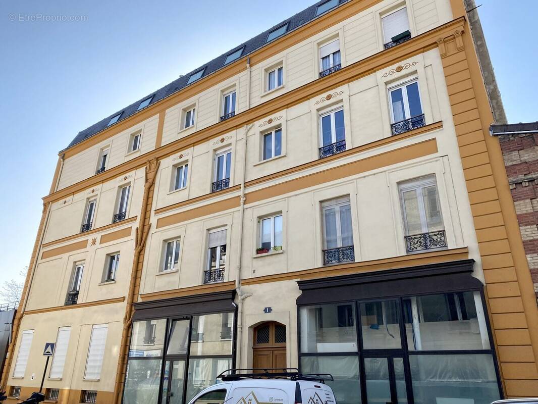 Appartement à IVRY-SUR-SEINE