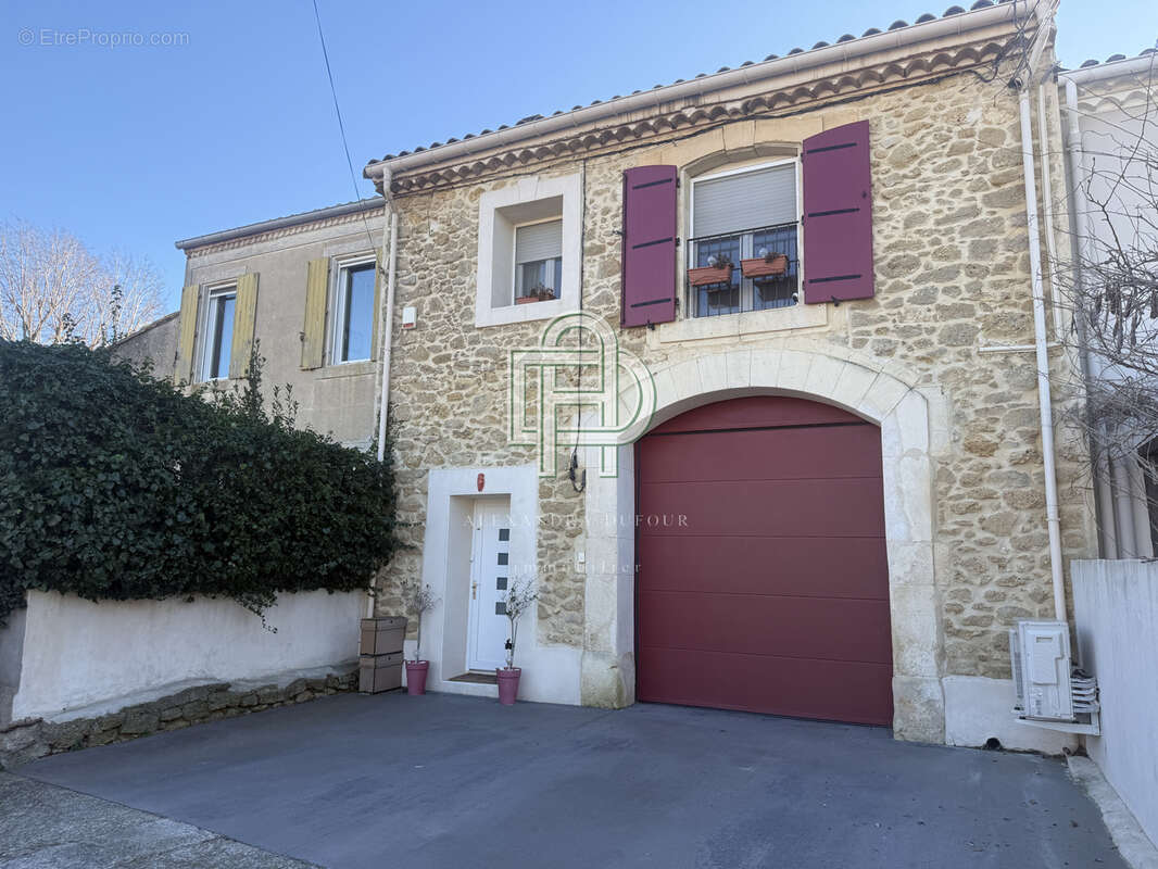 Maison à MOUSSAN