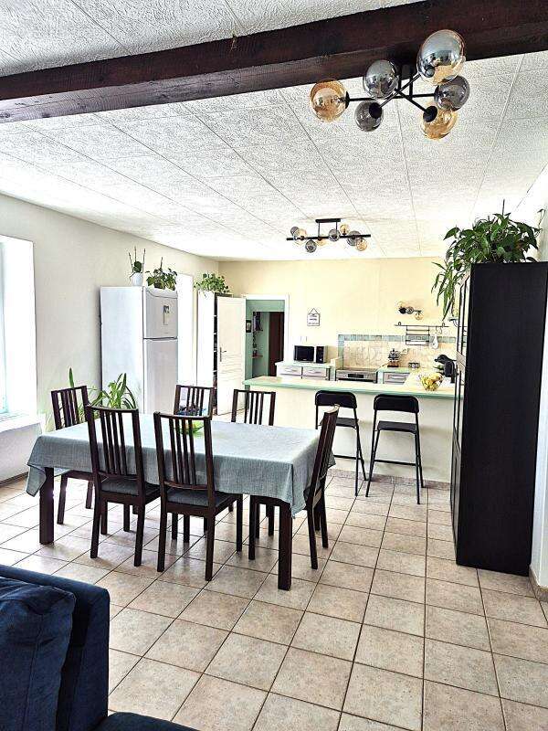 Maison à SAINT-GENIS-LES-OLLIERES