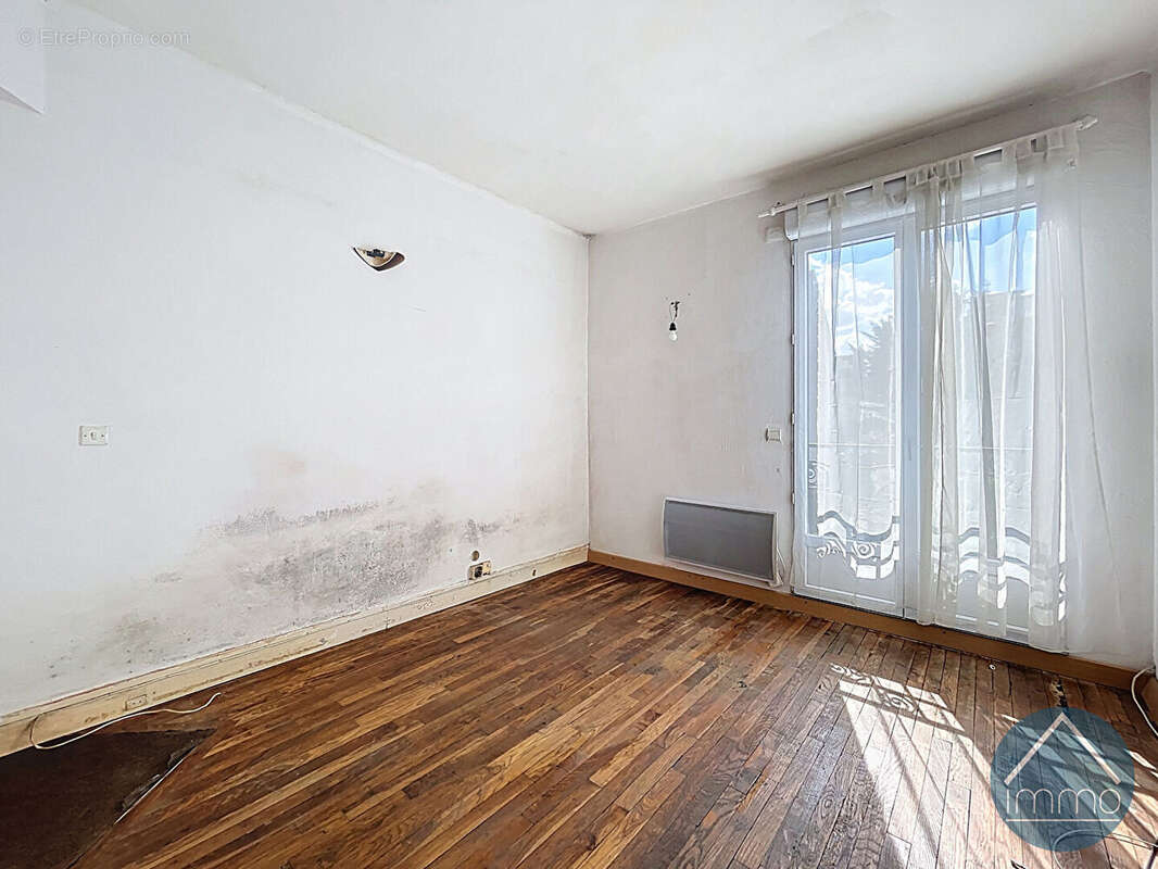 Maison à ASNIERES-SUR-SEINE