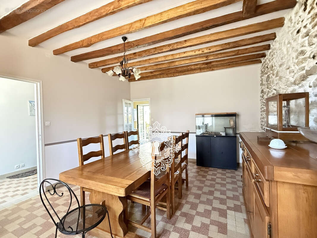Maison à LONGUEVILLE