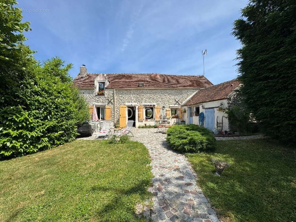 Maison à LA FERTE-GAUCHER